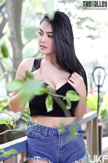 Full leaked Faii orapun page private photo