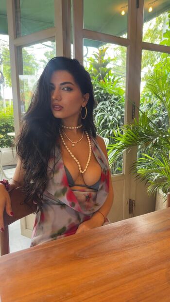 Full leaked Fainazuckerman private onlyfans photo