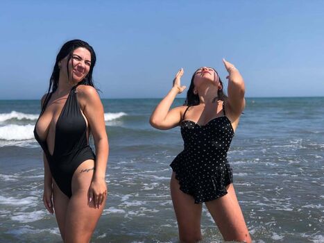 Full leaked Fainazuckerman private onlyfans photo