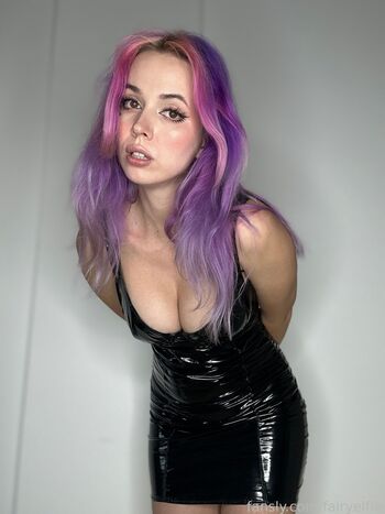 Full leaked Fairyelfie private photo