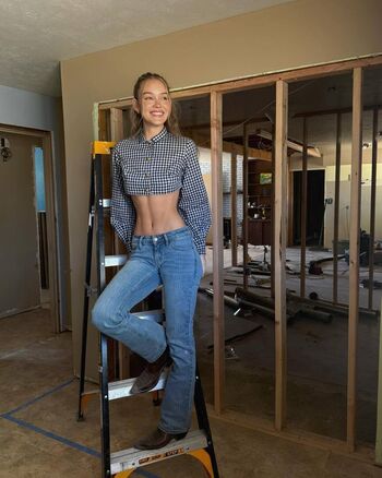 Full leaked Faith schroder private photo
