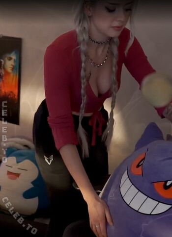 Full leaked Farbenfuchs page private onlyfans photo