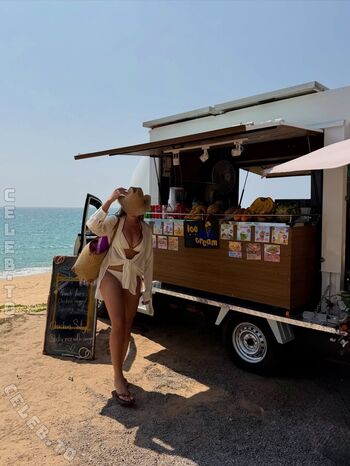 Full leaked Farina opoku private onlyfans photo