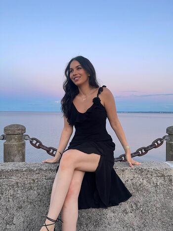 Full leaked Farohreacts private photo