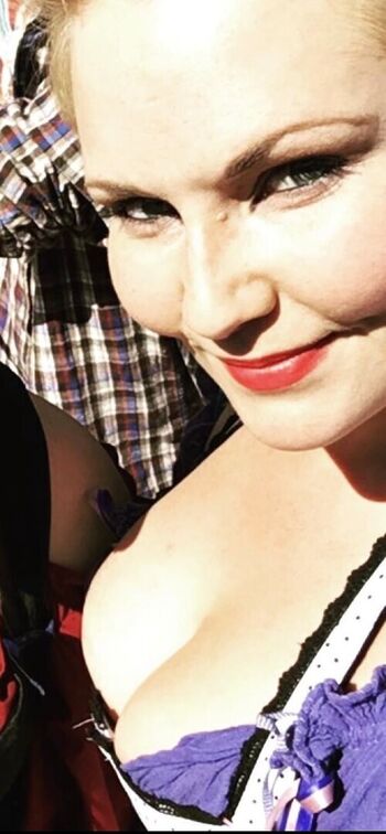 FatalGothMom