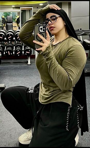 Full leaked Fatemaelnemrr private onlyfans photo