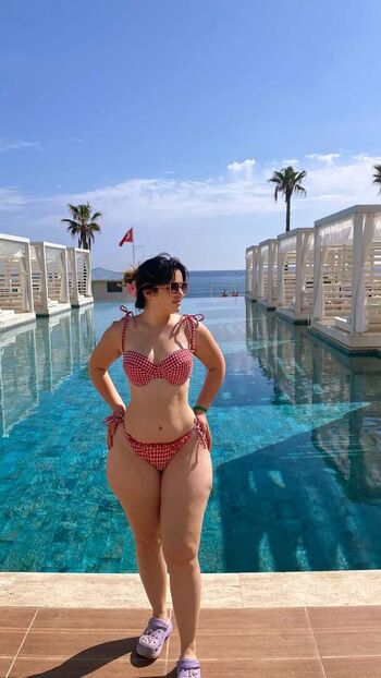 Full leaked Fatmaakonca private photo
