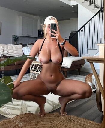 Full leaked Favcunttvx private photo
