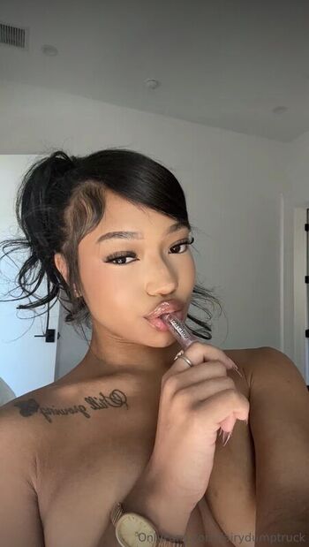 Full leaked Fayythefairy private photo