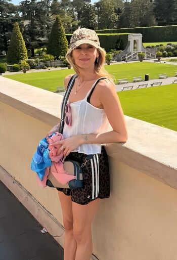 Full leaked Fearne cotton private photo