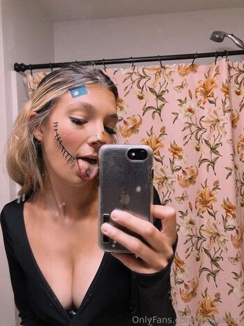 Full leaked Feebabyyy private photo