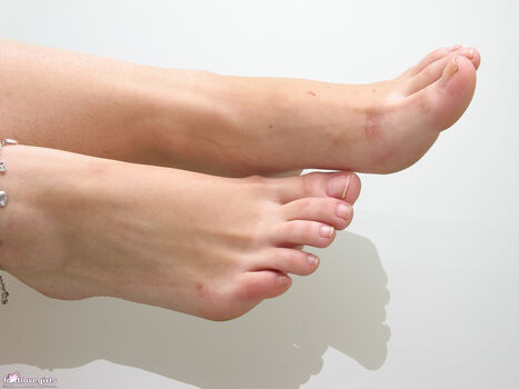 Full leaked Feet page private onlyfans photo