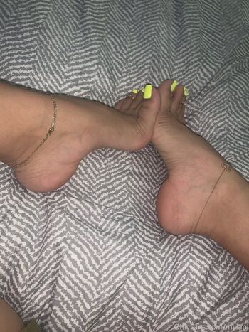 Full leaked Feetbymiliani private photo