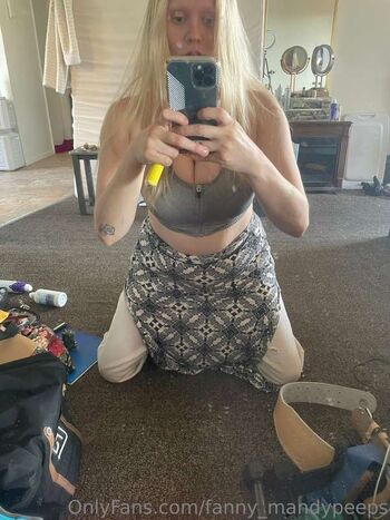 Full leaked Fefeesfannypeeps private photo