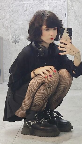 Full leaked Fehdubs private photo