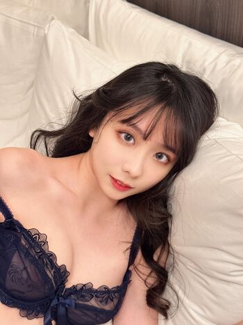 Full leaked Fei model food page private onlyfans photo