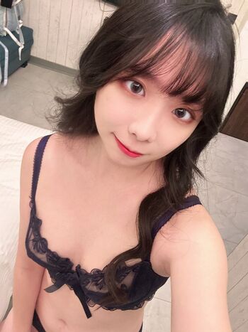 Full leaked Fei model food page private onlyfans photo