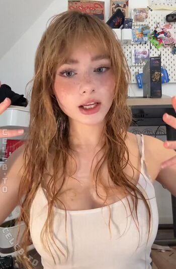 Full leaked Felinenyaa page private onlyfans photo