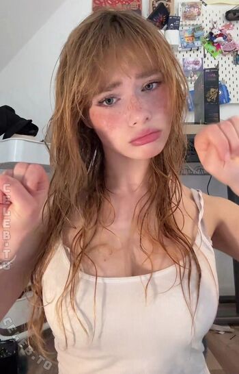 Full leaked Felinenyaa page private onlyfans photo