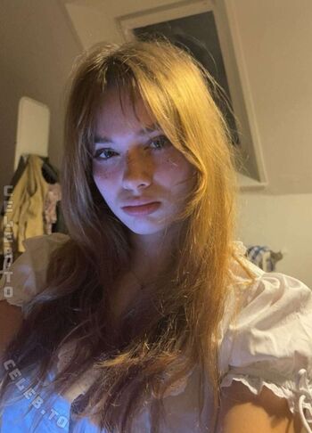 Full leaked Felinenyaa page private onlyfans photo