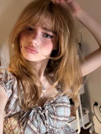 Full leaked Felinenyaa page private onlyfans photo