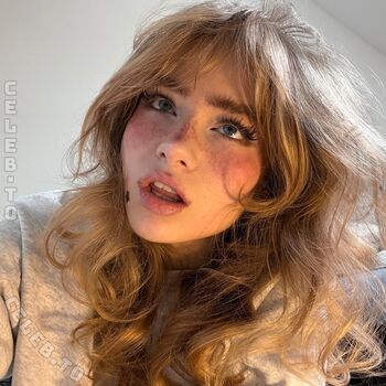 Full leaked Felinenyaa private photo