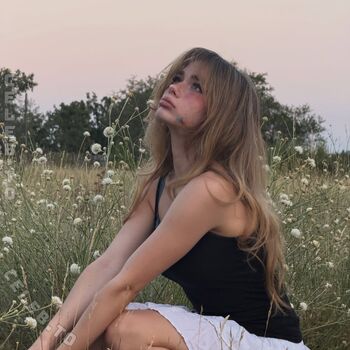 Full leaked Felinenyaa private photo