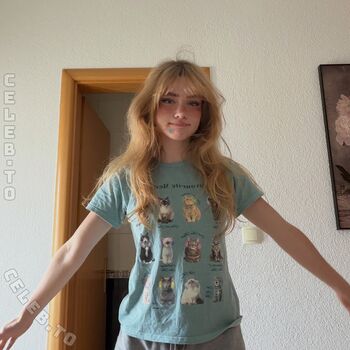 Full leaked Felinenyaa private photo