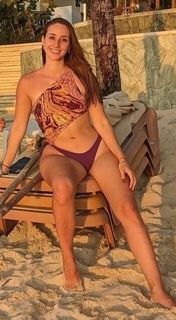 Full leaked Felizcaridad private photo