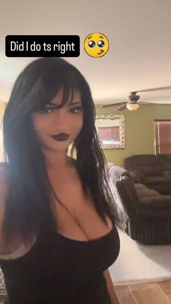 Full leaked Fembot private photo