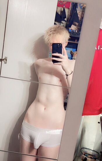 Femboy_4uu