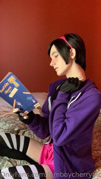 Full leaked Femboycherryblossom private photo