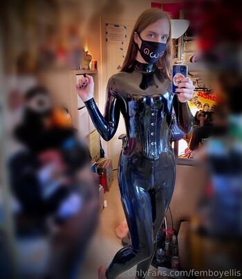 Full leaked Femboyellis private photo