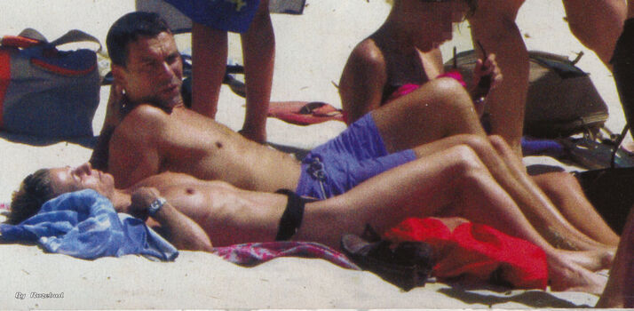 Full leaked Femmes journalistes private photo