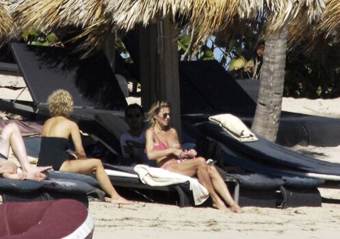 Full leaked Femmes journalistes private photo