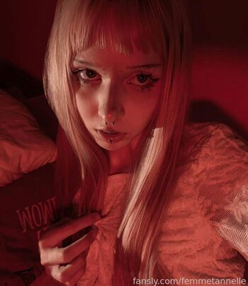 Full leaked Femmetannelle private photo