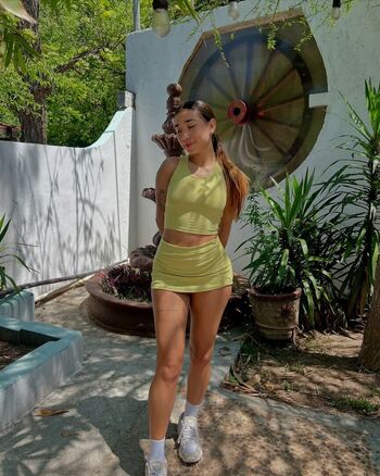 Full leaked Fernandamamiii private photo