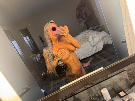 Full leaked Ferrarijay private onlyfans photo