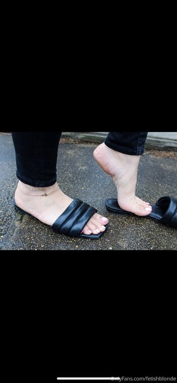 Full leaked Fetishblonde private onlyfans photo