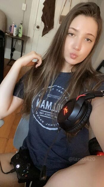 Full leaked Few hotties private onlyfans photo