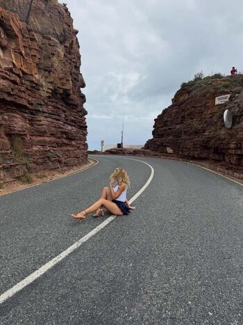 Full leaked Fidan atalay page private onlyfans photo