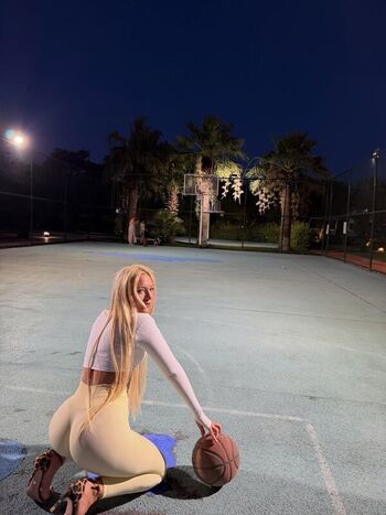 Full leaked Fidan atalay private photo