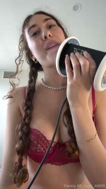 Full leaked Fifi lurks page private onlyfans photo