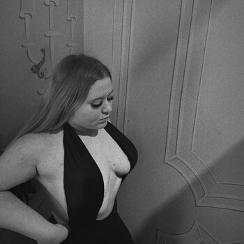 Full leaked Fiona rexxhepi private photo