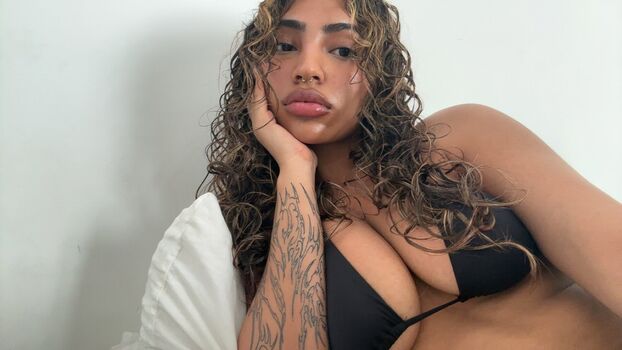Full leaked Fionee private photo