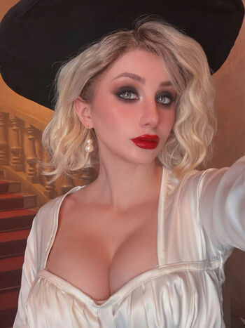 Full leaked Fishy cosplay private onlyfans photo