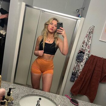 Full leaked Fitmonlee private onlyfans photo