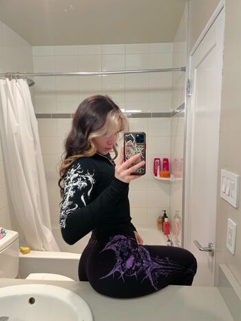 Full leaked Fitssumi private onlyfans photo