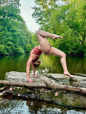 Full leaked Fityoginina private photo