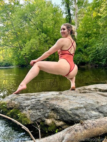 Full leaked Fityoginina private photo